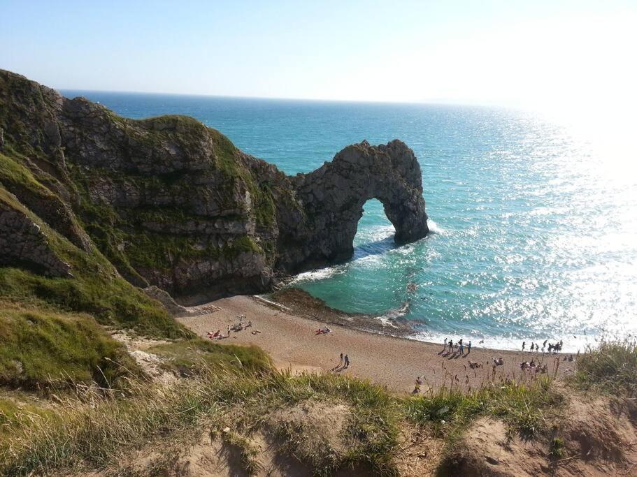 Stable Cottage - Sleeps 6, Near Lulworth Cove Dorchester Bagian luar foto